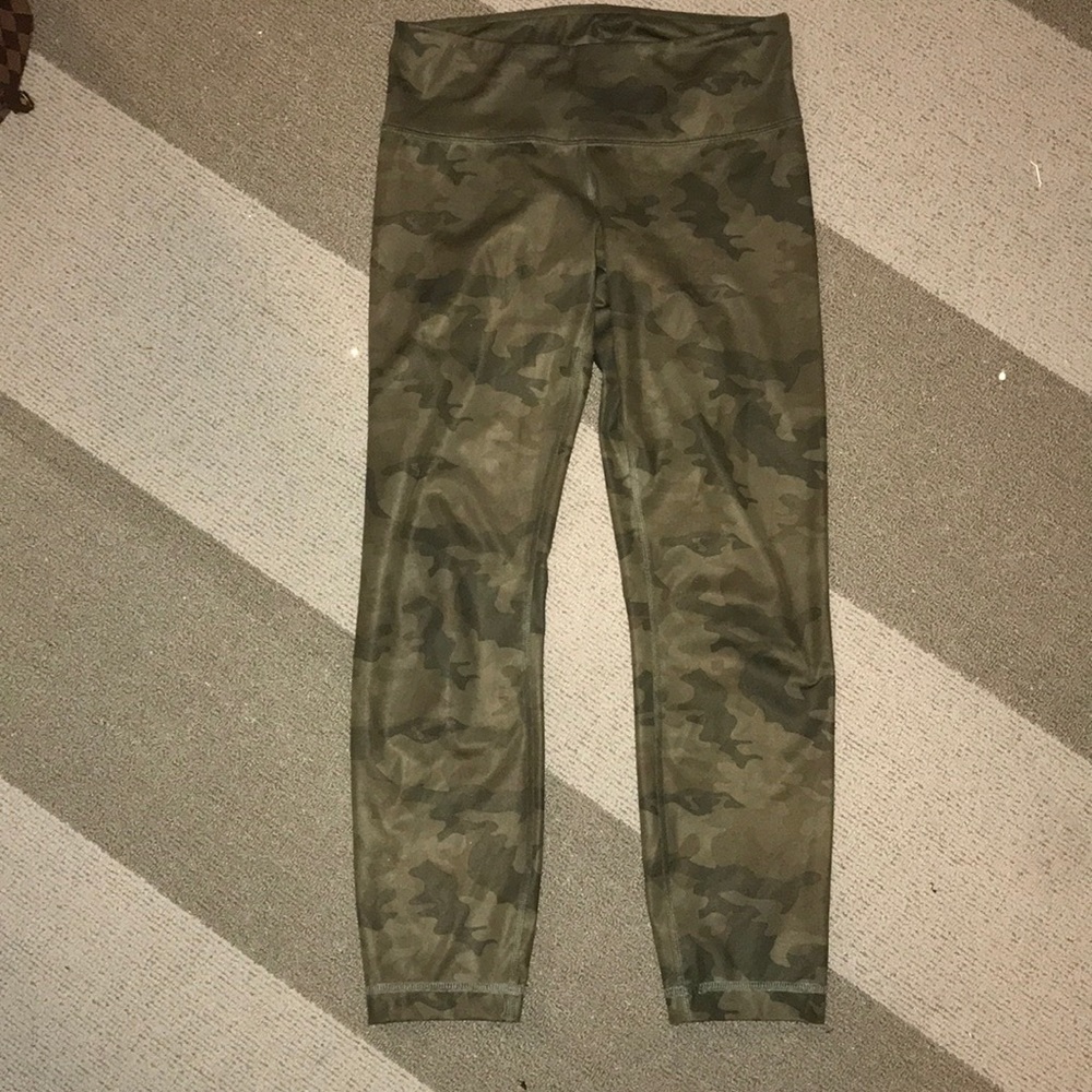 Lululemon crop camo leggings SOLD